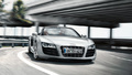 Audi R8 Spyder gris face avant travelling