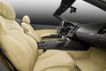 Audi R8 Spyder marron intérieur 2