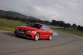 Audi RS5 rouge 3/4 avant gauche travelling penché 2