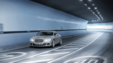 Bentley Continental GT 2011 - grise - 3/4 avant gauche, dans tunnel