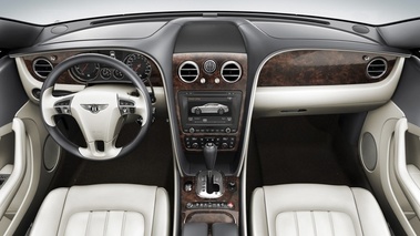 Bentley Continental GT 2011 - grise - tableau de bord