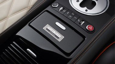 Bentley Continental GT China Design Edition - Orange - habitacle, détail