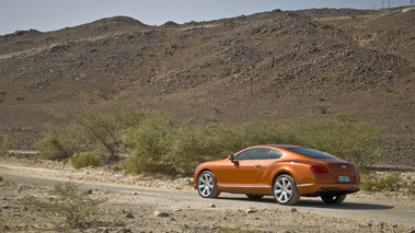 Bentley Continental GT orange 3/4 arrière gauche 2