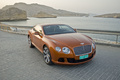 Bentley Continental GT orange 3/4 avant droit