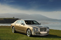 Bentley Mulsanne - grise - 3/4 avant droit, sur gazon