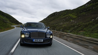 Bentley Muslanne bleu face avant travelling