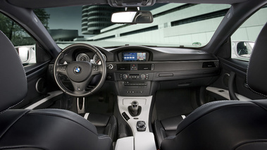 BMW M3 Alpine White - intérieur