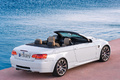 BMW M3 Cabriolet blanc 3/4 arrière droit vue de haut