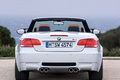 BMW M3 Cabriolet blanc face arrière