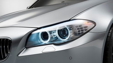 BMW M5 Concept - phare avant
