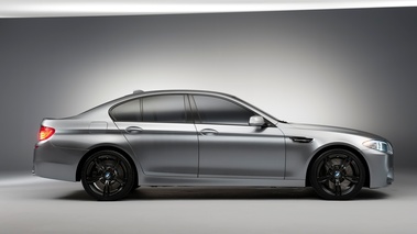 BMW M5 Concept - profil