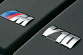 BMW M5 gris logo moteur