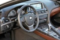 BMW Série 6 Cabriolet beige tableau de bord