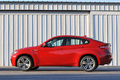 BMW X6 M rouge profil