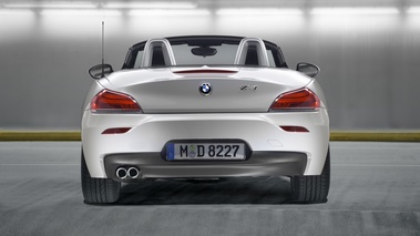 BMW Z4 3.5is blanc face arrière