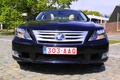 Lexus LS 600 Hybrid noire vue de face.