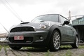 Mini JCW - grise - 3/4 avant gauche