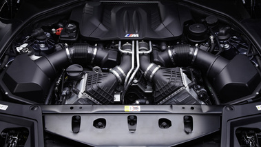 Photo V12 GT