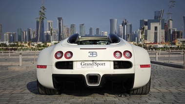 Bugatti Veyron Grand Sport blanc face arrière 3