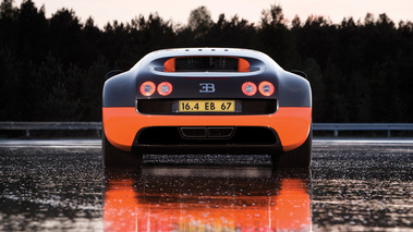 Bugatti Veyron Super Sport - noire/orange - face arrière