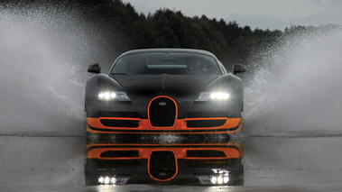 Bugatti Veyron Super Sport - noire/orange - face avant
