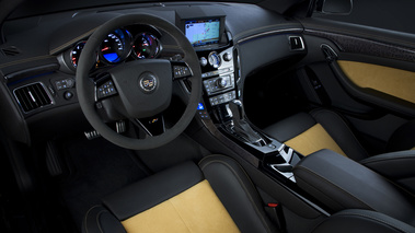 Cadillac CTS-V Coupé Black Diamond - tableau de bord