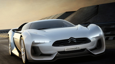 Citroën GT blanche 3-4 AV