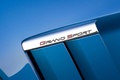 Chevrolet Corvette C6 Grand Sport bleu logo aile
