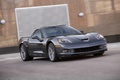 Chevrolet Corvette C6 Z06 anthracite 3/4 avant droit travelling penché