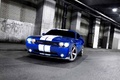 Dodge Challenger SRT-8 bleu 3/4 avant gauche penché