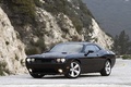 Dodge Challenger SRT-8 noir 3/4 avant gauche