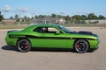 Dodge Challenger SRT-8 vert profil