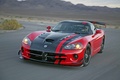 Dodge Viper SRT-10 ACR rouge/noir 3/4 avant gauche travelling penché 5