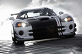 Dodge Viper SRT-10 ACR-X blanc/noir face avant penché