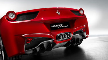 Ferrari 458 Italia - rouge - détail, bouclier arrière
