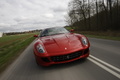 Ferrari 599 GTB Fiorano rouge vue face avant.