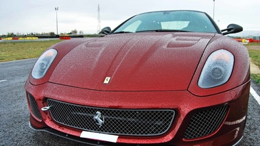 Ferrari 599 GTO bordeaux face avant 2
