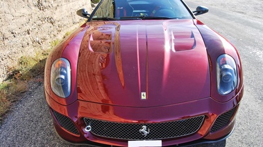 Ferrari 599 GTO bordeaux face avant