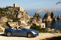 Ferrari California bleu profil