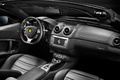 Ferrari California rouge intérieur 2