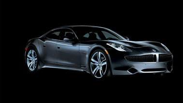 Fisker Karma - gris foncé - 3/4 avant droit