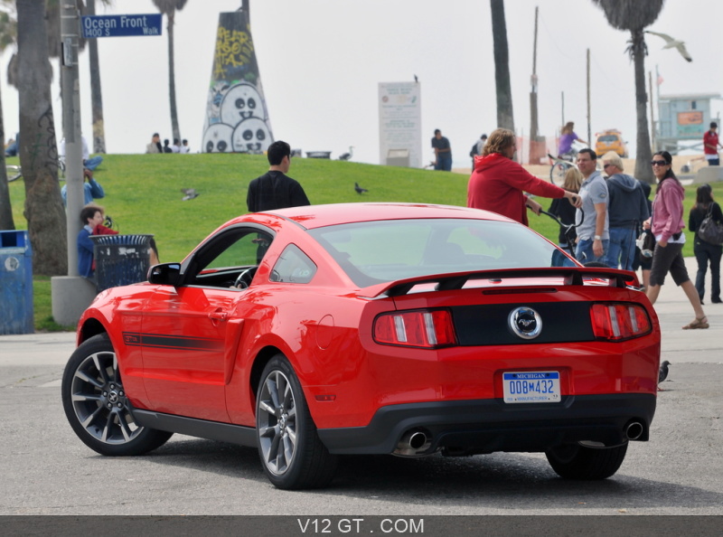 Ford mustang v12