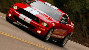 Ford Shelby GT 500 Rouge 3/4 AV