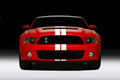 Shelby GT500 rouge face avant