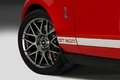 Shelby GT500 rouge logos aile