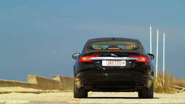  Jaguar XFR noire Deauville Statique digue