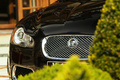 Jaguar XFR noire Détail calandre