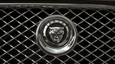 Jaguar XJ Calandre 2