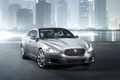 Jaguar XJ - grise - 3/4 avant droit