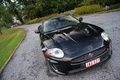 Jaguar XKR Cabriolet noir face avant penché